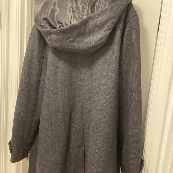 Mens coat - Picture 4 of 4